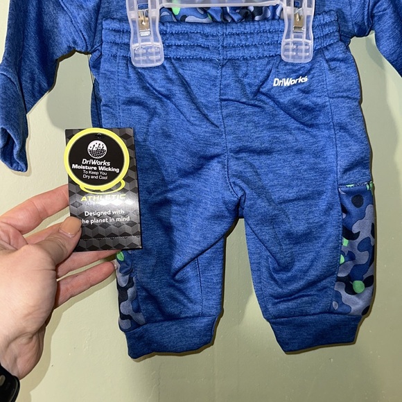 Baby jumpsuit 0-3 months athletic set - Picture 2 of 3